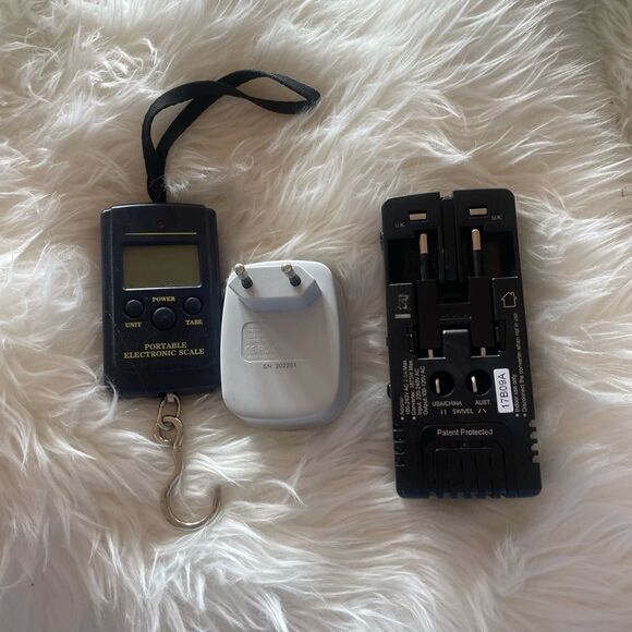 Travel accessory bundle - Picture 2 of 2